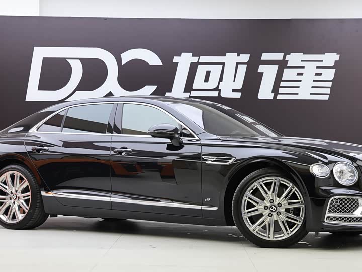 Фото 2 - Bentley Flying Spur