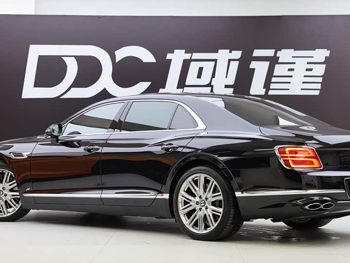 Фото 6 - Bentley Flying Spur