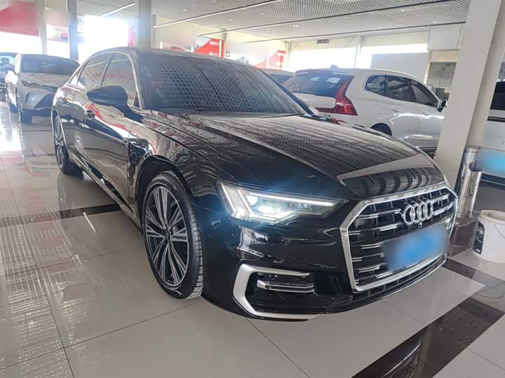 Фото 4 - Audi A6L