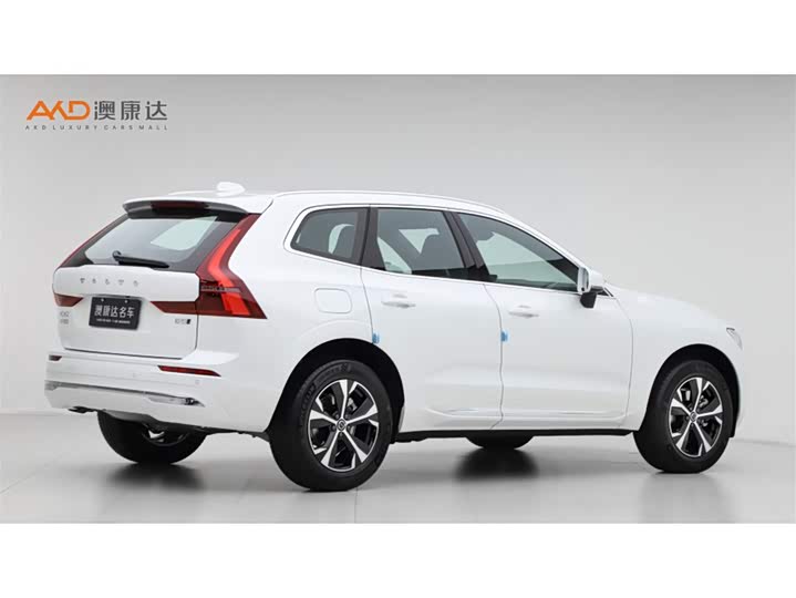 Фото 3 - Volvo XC60