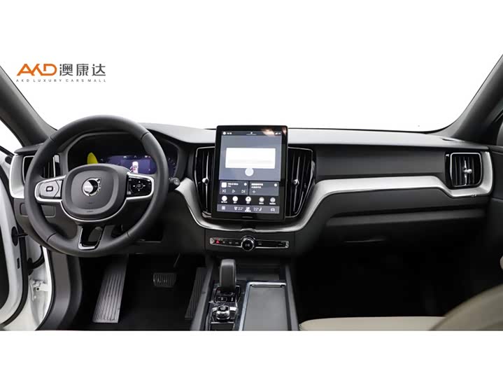 Фото 5 - Volvo XC60