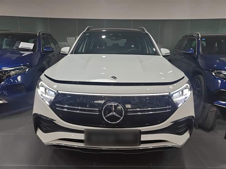 Фото 3 - Mercedes-Benz EQB