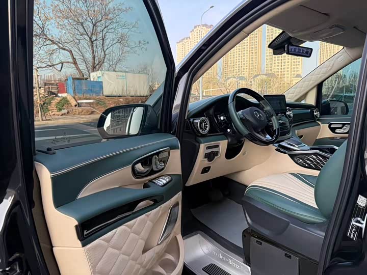 Фото 8 - Mercedes-Benz Vito