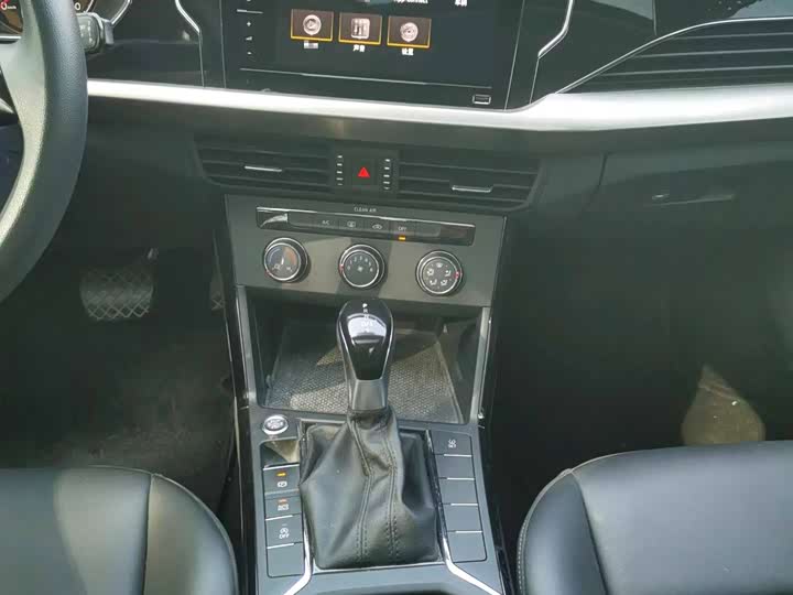 Фото 4 - Volkswagen Passat