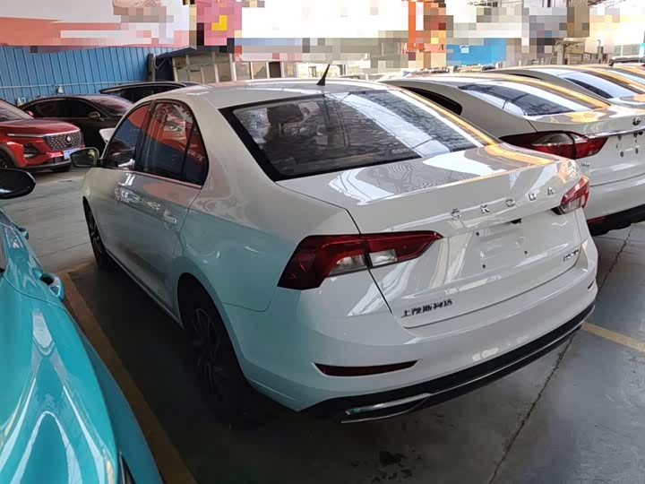 Фото 5 - Skoda Rapid