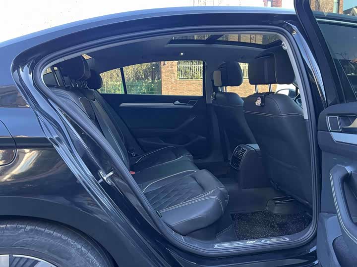 Фото 9 - Volkswagen Magotan GTE Hybrid