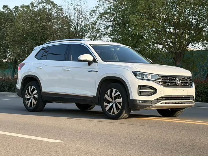 Фото 1 - Volkswagen Tayron