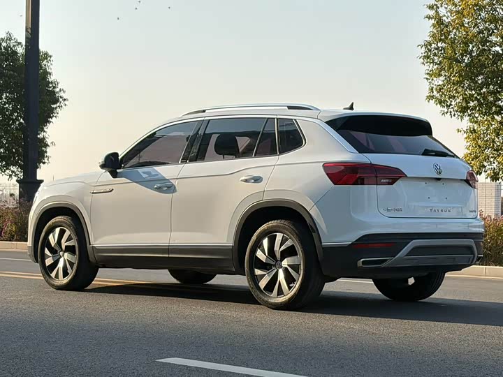 Фото 9 - Volkswagen Tayron