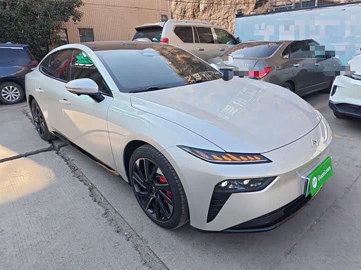 Фото 4 - Dongfeng Yipai eπ 007