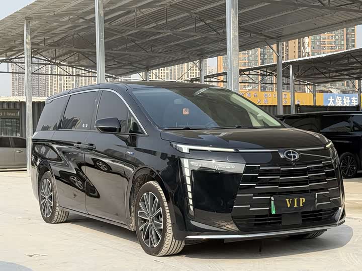 Фото 3 - GAC Trumpchi E8