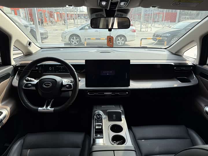 Фото 5 - GAC Trumpchi E8