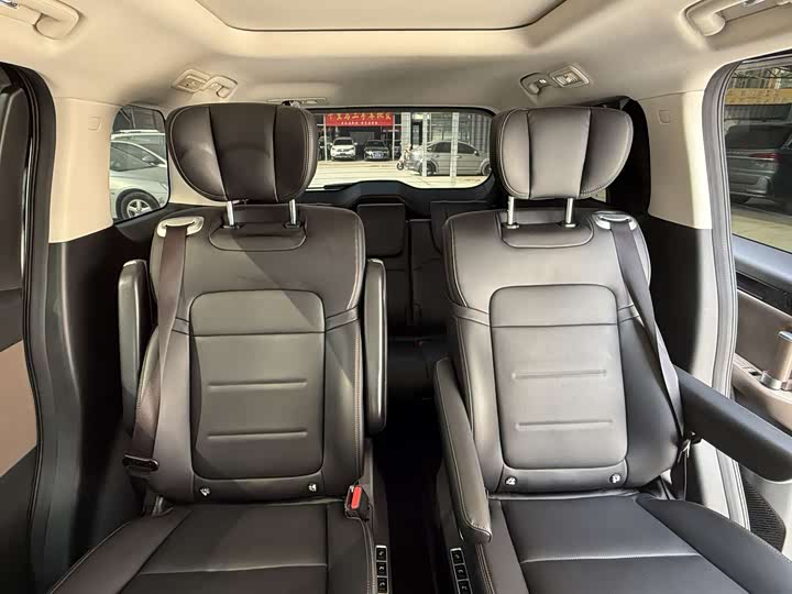 Фото 6 - GAC Trumpchi E8