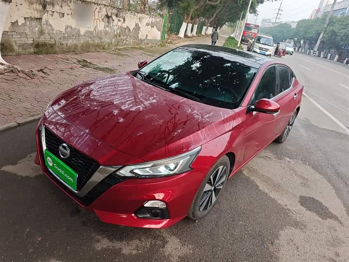 Фото 1 - Nissan Teana