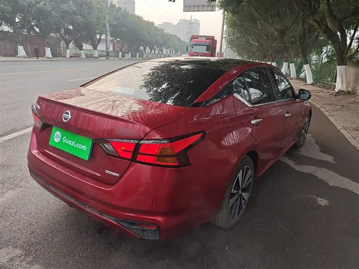 Фото 7 - Nissan Teana