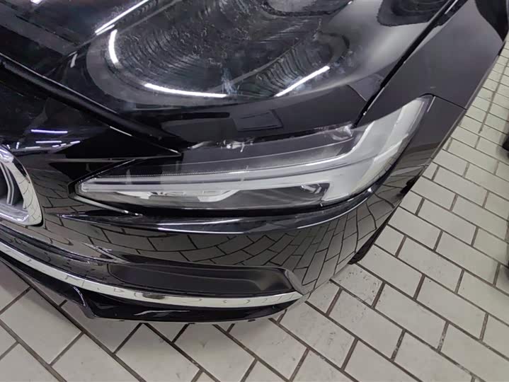 Фото 5 - Volvo S90