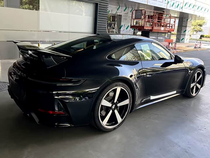 Фото 3 - Porsche 911