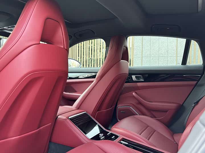 Фото 6 - Porsche Panamera