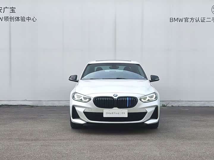 Фото 2 - BMW 1 Series