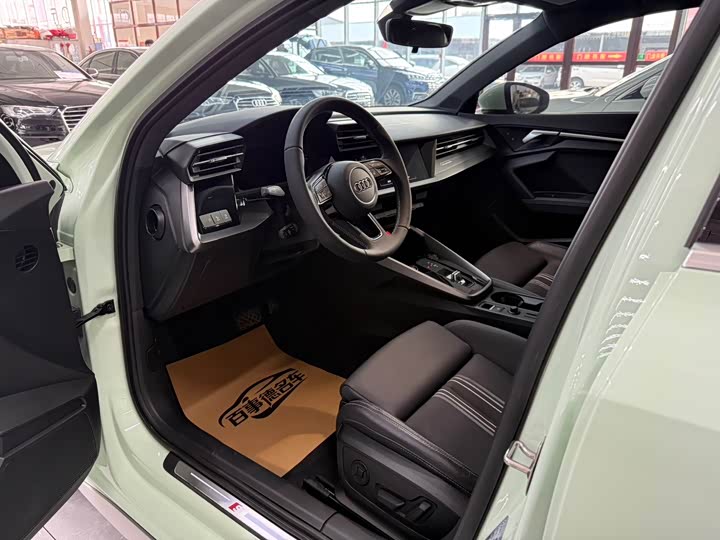 Фото 4 - Audi A3