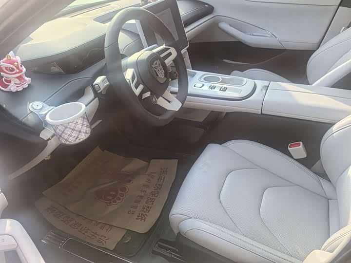 Фото 6 - Xiaomi SU7