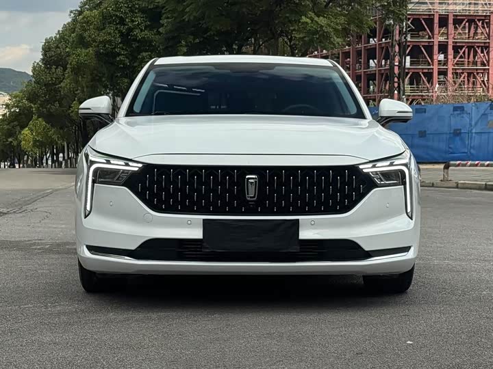 Фото 3 - Bestune B70