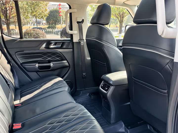 Фото 8 - Tank 300