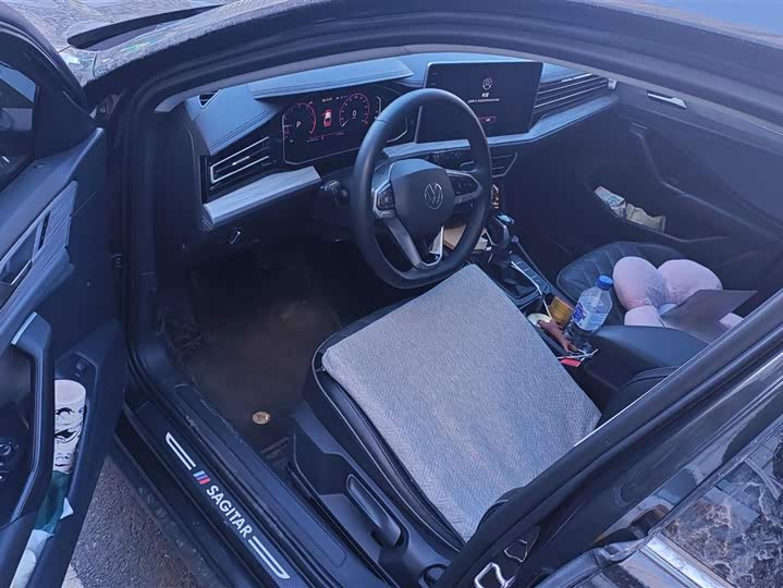 Фото 9 - Volkswagen Sagitar L