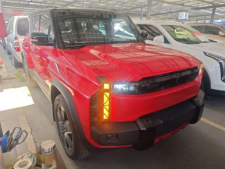 Фото 4 - Chery iCar 03T