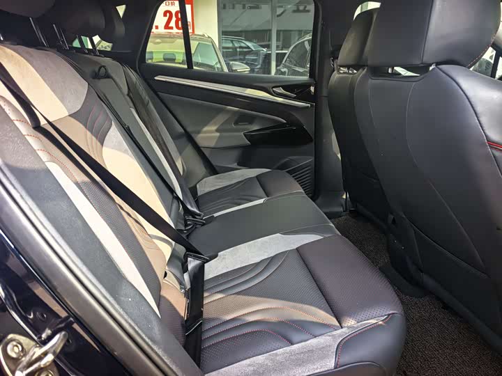 Фото 5 - Volkswagen ID.4 Crozz