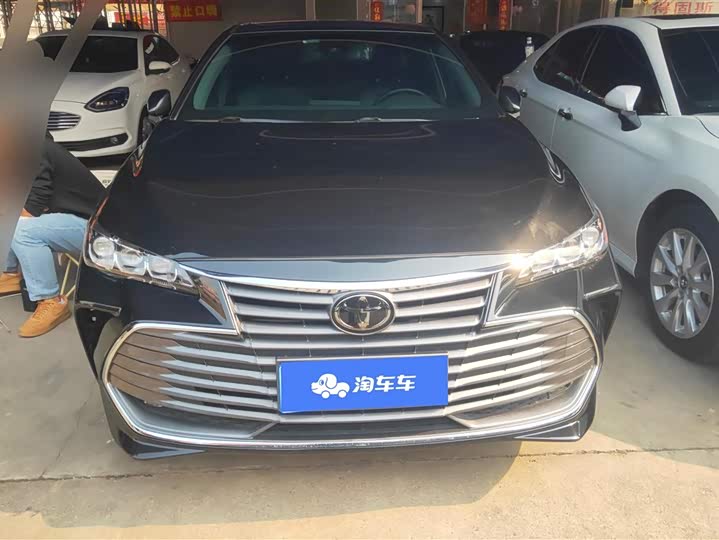 Фото 2 - Toyota Avalon