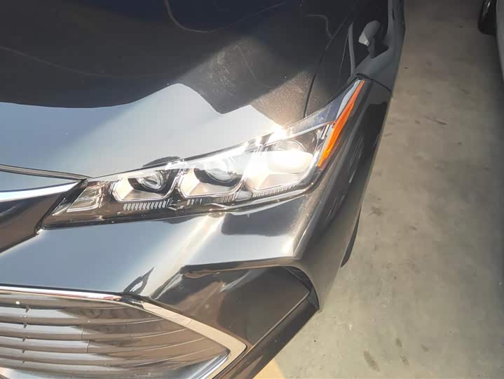 Фото 5 - Toyota Avalon