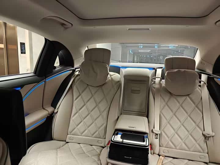 Фото 6 - Mercedes-Benz Maybach S-Class