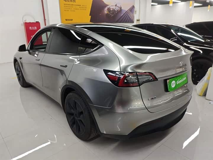 Фото 5 - Tesla Model Y
