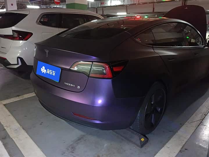 Фото 3 - Tesla Model 3