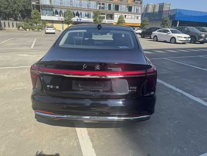 Фото 4 - Hongqi H5