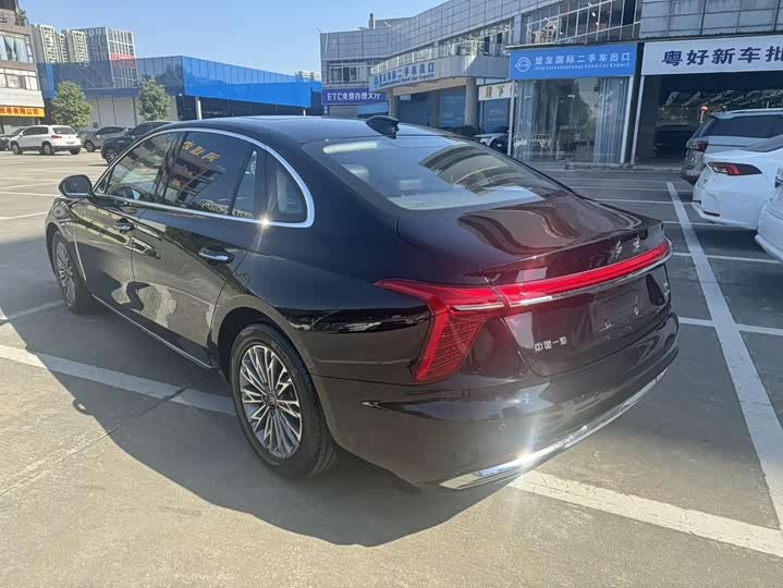 Фото 5 - Hongqi H5