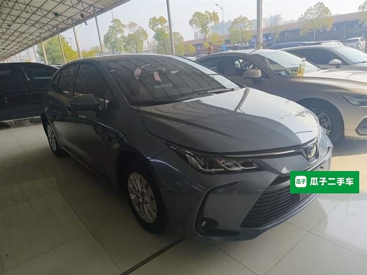 Фото 4 - Toyota Corolla