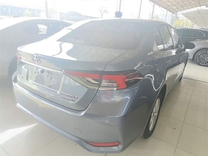 Фото 7 - Toyota Corolla