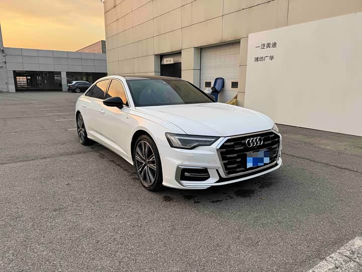 Фото 3 - Audi A6L