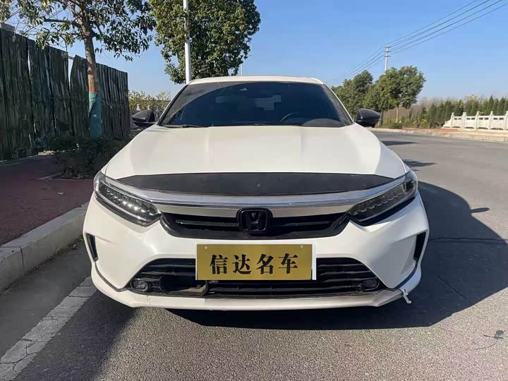 Фото 2 - Honda Inspire