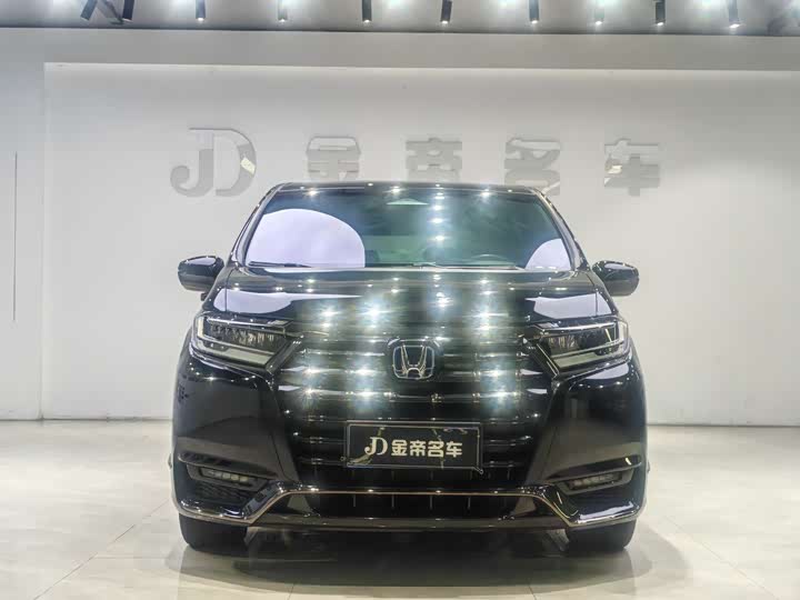 Фото 2 - Honda Elysion