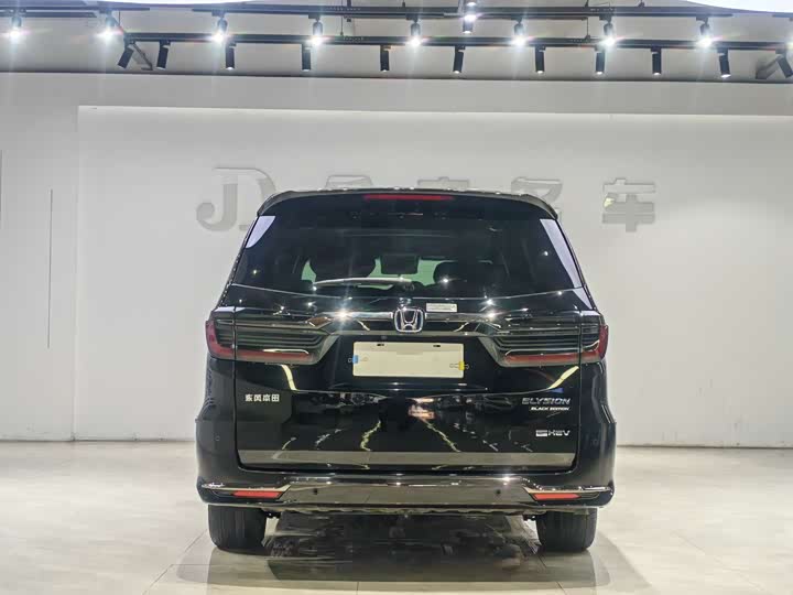 Фото 5 - Honda Elysion