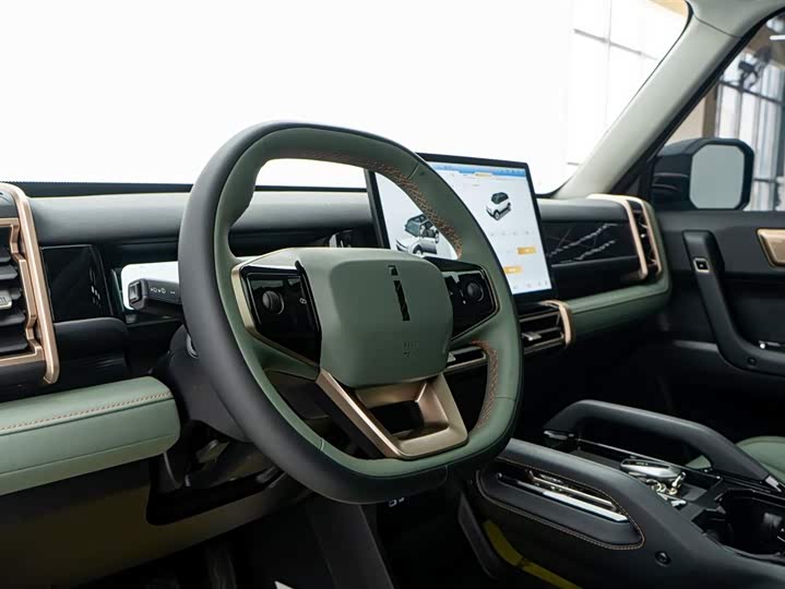 Фото 8 - Chery iCar 03