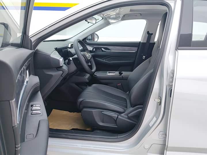 Фото 9 - Dongfeng Aeolus Haohan