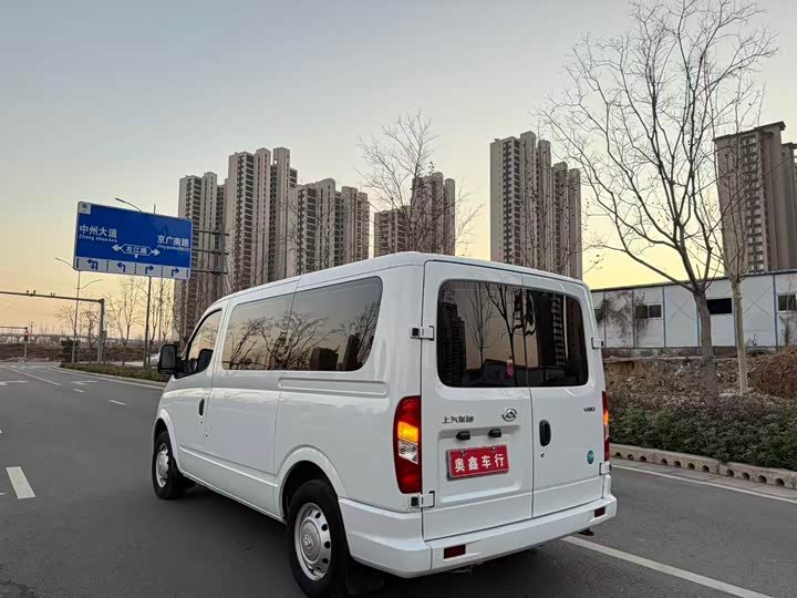 Фото 7 - Maxus V80