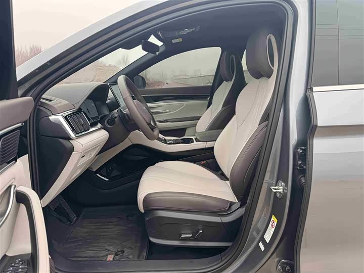 Фото 8 - BYD Song Plus Hybrid/EV