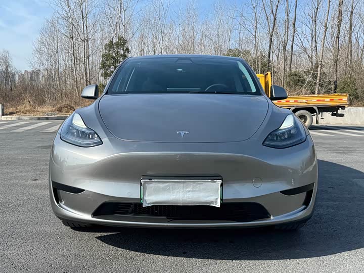 Фото 2 - Tesla Model Y