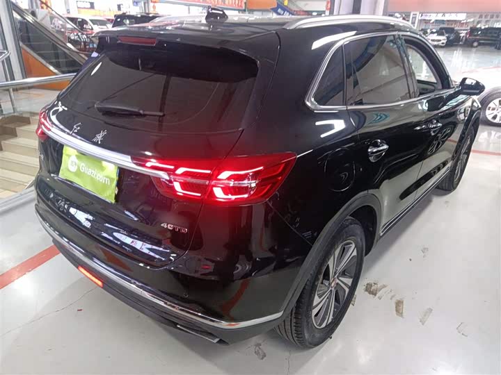 Фото 7 - Hongqi HS5