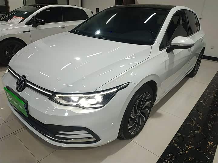 Фото 2 - Volkswagen Golf