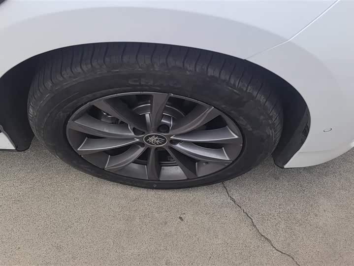 Фото 6 - BYD Qin L